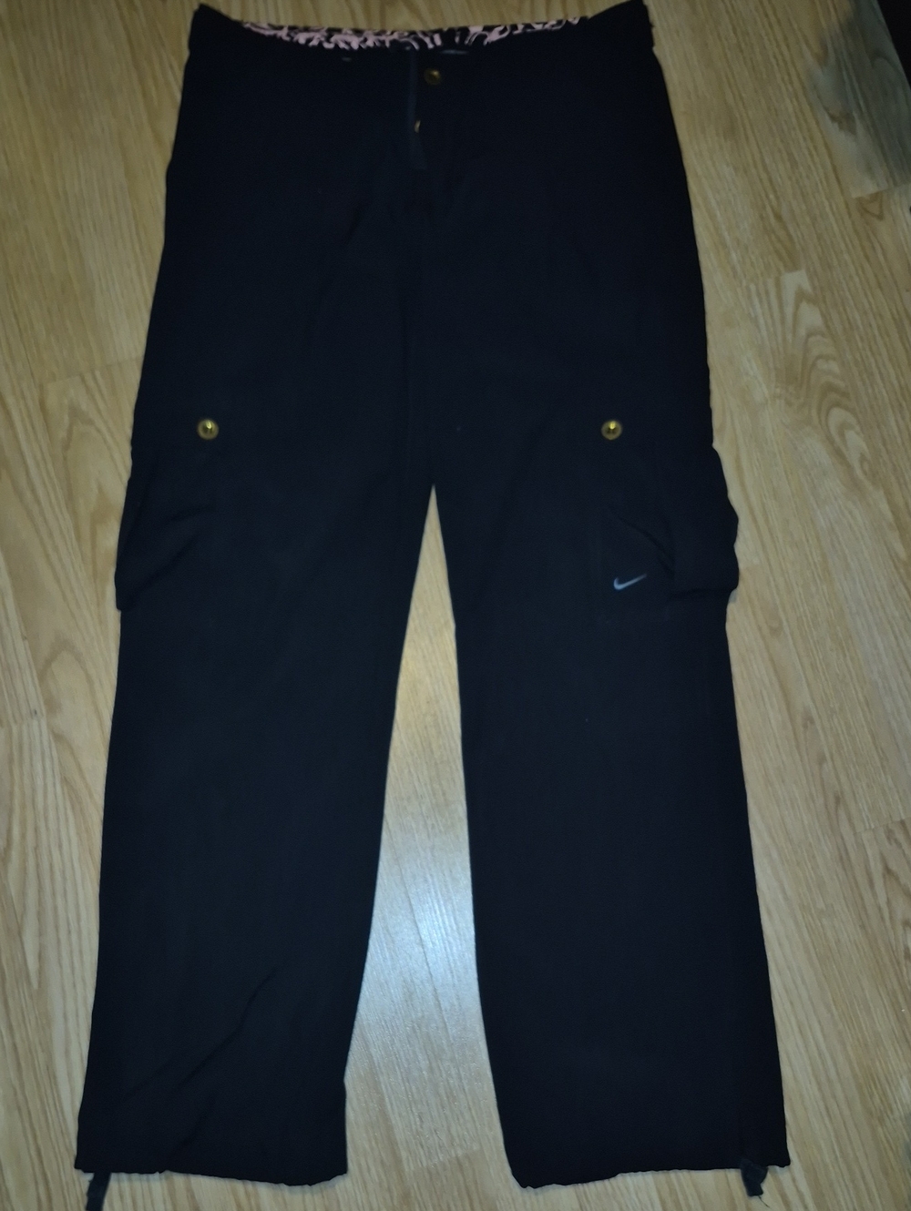 Women's NIKE FIT DRY Black Cargo Pants..SIZE M